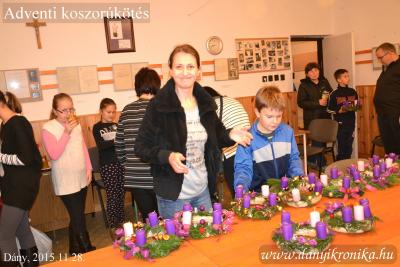 Adventi_koszoru_2015_ 028